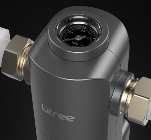 用腕表的工藝 打造每一臺水壓表